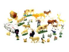 FIGURINES DIVERS (37)