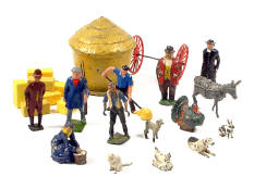 FIGURINES DIVERS (15)