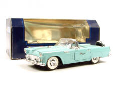 REVELL (1)