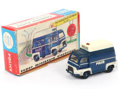 C.I.J. (FRANCE) (1)