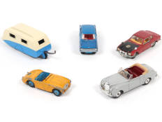 DINKY TOYS (5)
