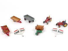 DINKY TOYS (8)