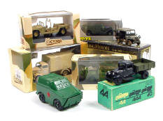 VICTORIA & DIVERS (7)