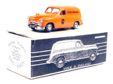 KENNA MODELS (GB) (1)