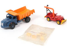 DINKY TOYS (FRANCE) (2)