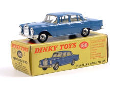 DINKY TOYS GB (1)