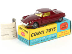 CORGI TOYS (GB) (1)