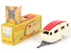 C.I.J. (FRANCE) (1)