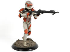 SIDESHOW COLLECTIBLES (USA) (1)