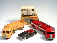 DINKY TOYS (FRANCE) (4)