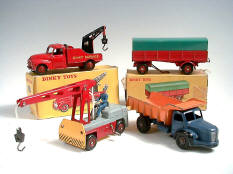 DINKY TOYS (FRANCE) (4)