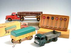 DINKY TOYS (FRANCE) (4)