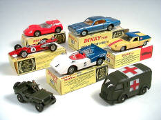 DINKY TOYS  DIVERS (7)