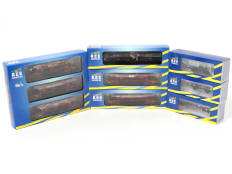 REE MODELES (FRANCE) (9)