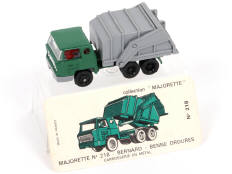MAJORETTE (FRANCE) (1)