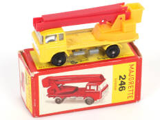 MAJORETTE (FRANCE) (1)