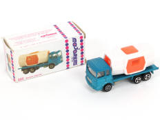 MAJORETTE (FRANCE) (1)