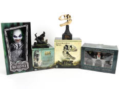 WETA COLLECTIBLE (UK) (4)