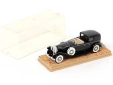 ELEGANCE (FRANCE) (1)