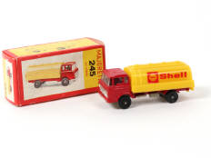 MAJORETTE (FRANCE) (1)