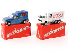 MAJORETTE (FRANCE) (2)