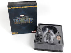 MEZCO TOYS (CHINE) (1)