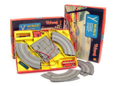 TRI-ANG-MINIC (GB) (2)