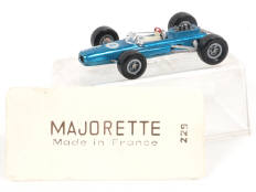 MAJORETTE (FRANCE) (1)