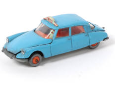 MAJORETTE (FRANCE) (1)