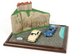 UNIVERSAL HOBBIES (CHINE) (1)