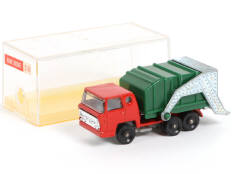 MAJORETTE (FRANCE) (1)