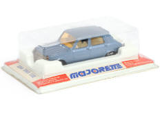 MAJORETTE (FRANCE) (1)