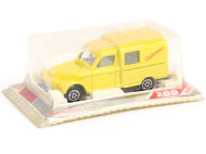 MAJORETTE (FRANCE) (1)