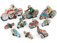 DIVERS (10)