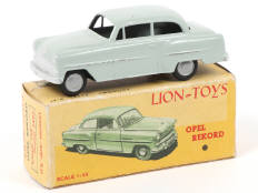 LION-TOYS by JEFE (ESPAGNE) (1)