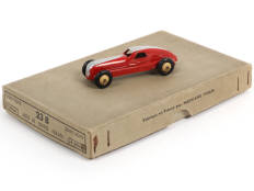 DINKY TOYS (FRANCE) (2)