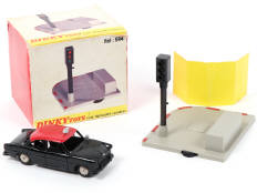 DINKY TOYS (FRANCE) (2)