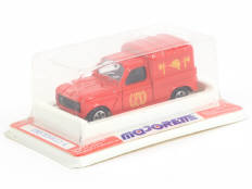 MAJORETTE (FRANCE) (1)