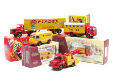 CORGI TOYS (GB) (4)