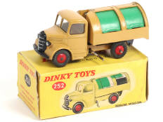 DINKY TOYS (GB) (1)