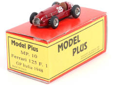 MODEL PLUS (ITALIE) (1)