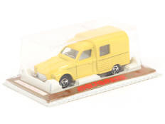 MAJORETTE (FRANCE) (1)