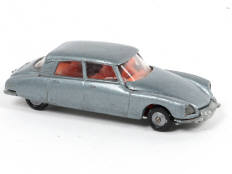 MAJORETTE (FRANCE) (1)