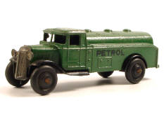 DINKY TOYS GB (1)