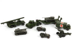 DINKY TOYS (8)
