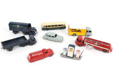 DINKY TOYS (8)