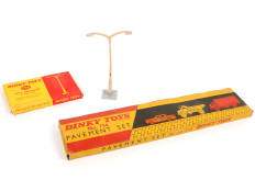 DINKY TOYS (GB) (2)
