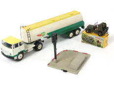 DINKY TOYS (FRANCE) (3)