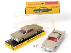 DINKY TOYS (FRANCE) (2)