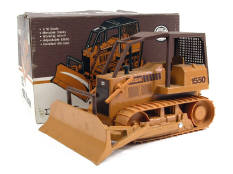 ERTL (USA) (1)
